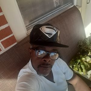 Meet your Posher, Sidney